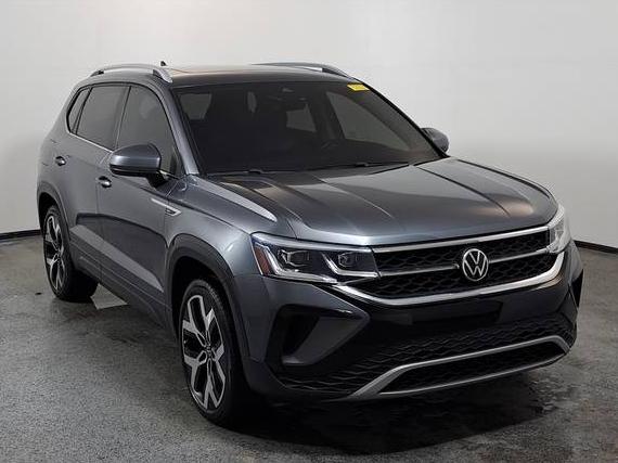 VOLKSWAGEN TAOS 4MOTION 2022 3VV2X7B27NM014611 image VOLKSWAGEN TAOS 4MOTION 2022 3VV2X7B27NM014611 image